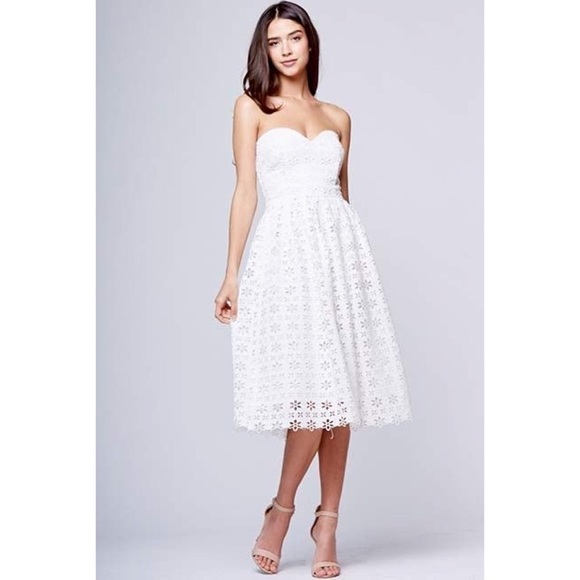 Yumi Kim Dresses & Skirts - Yumi Kim White Eyelet Dress